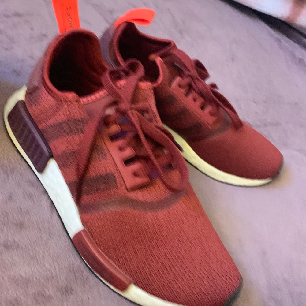 Burgundy nmd size 8